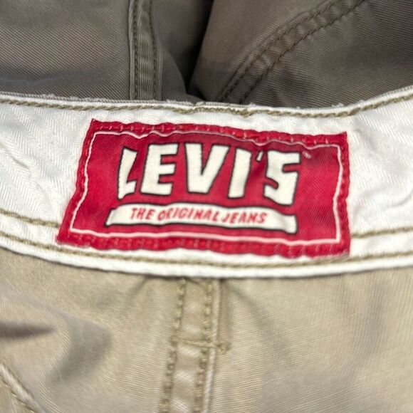 LEVI’S Mens Cargo Utility Shorts size 32 Red Tab khaki Shorts  SPOT - Picture 7 of 12